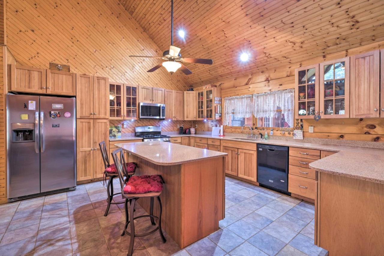 Pet Friendly Garnerland Home With Deck And Porch! Luray Exterior photo